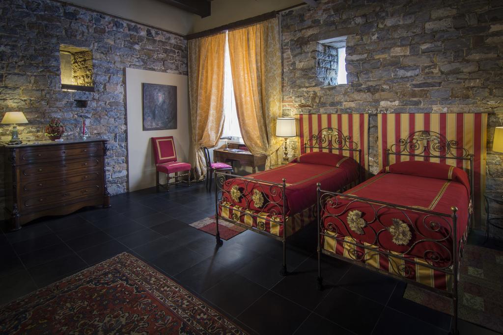 Palazzo Lengueglia B&B Albenga Eksteriør billede